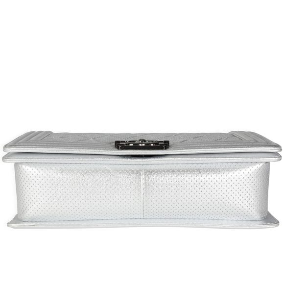Chanel Silver Metallic Perforated Lambskin Large Boy Bag - Picture 5 of 9